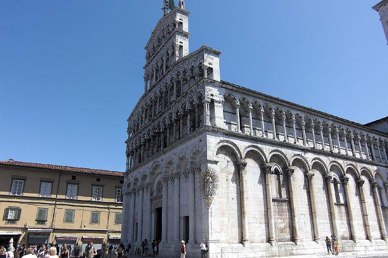 11 Luca - S. Michele.JPG